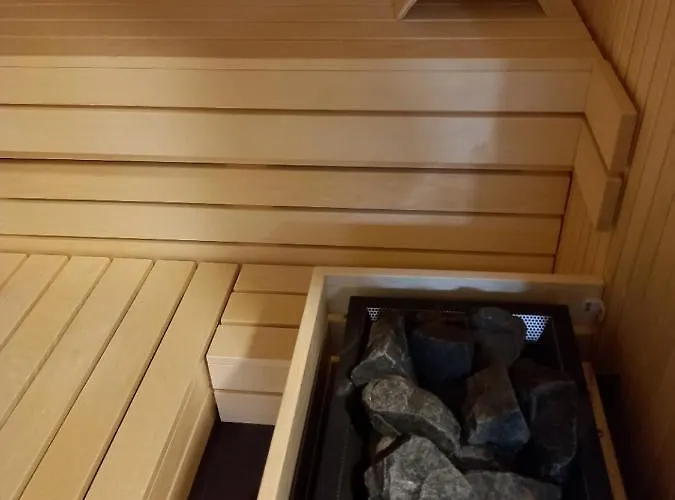 Family Tubej 보히니