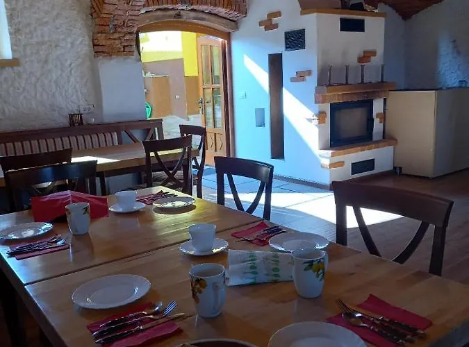 Bed & Breakfast Family Tubej 3*